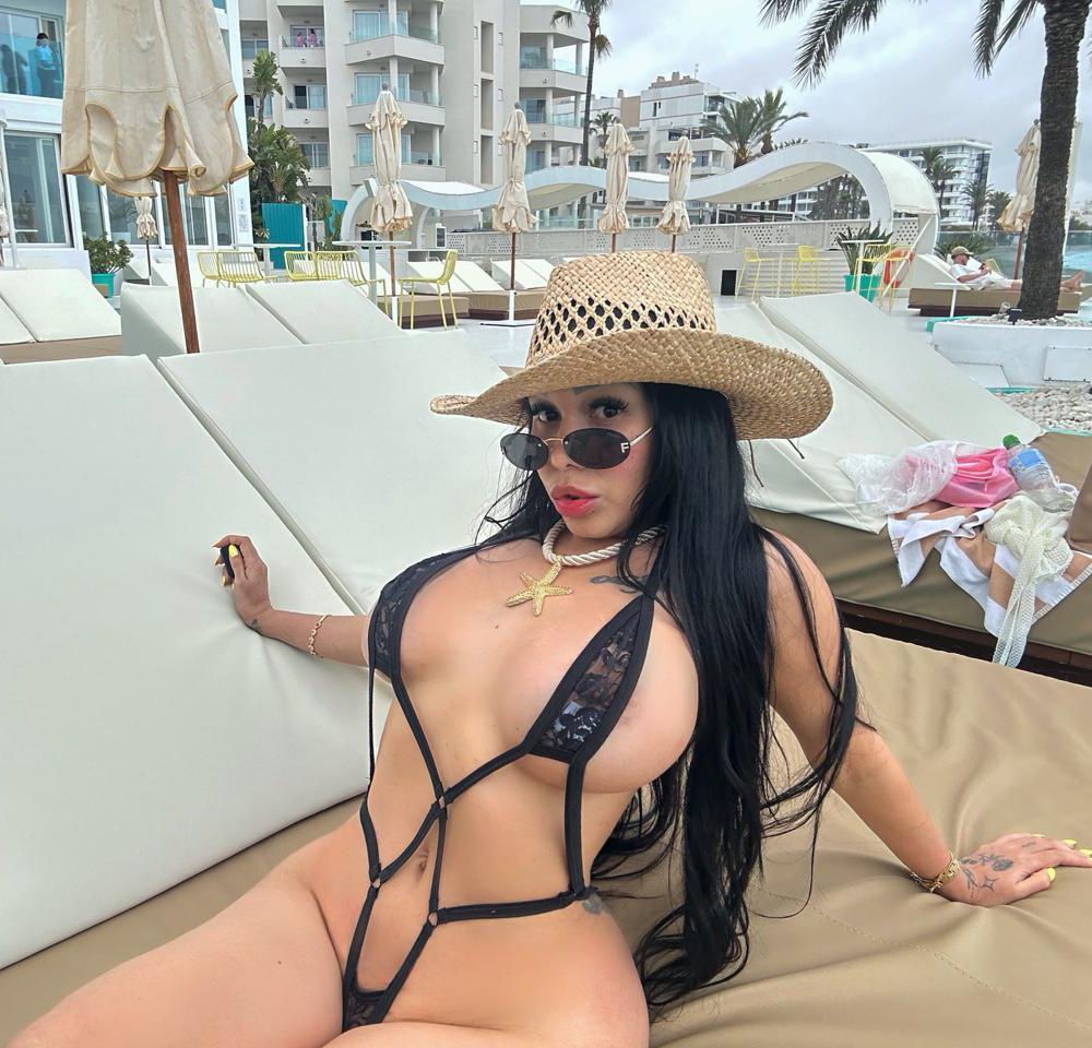 Escort - SUZETTE - Ibiza Tops